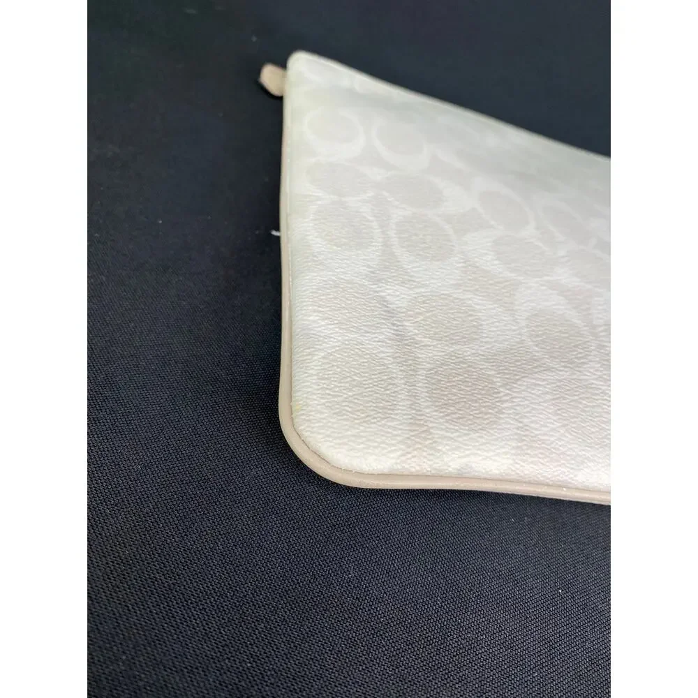 COACH Signature Canvas Large Pouch Chalk Steam Patch Clutch Bag 1314